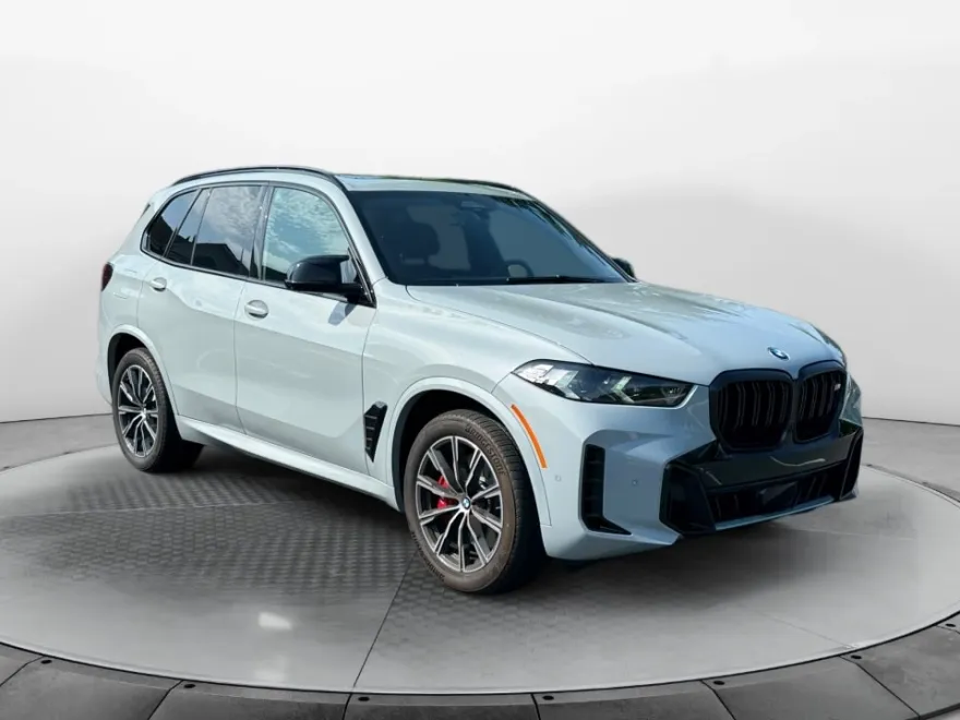 2025 Bmw X5 M60i photo 1