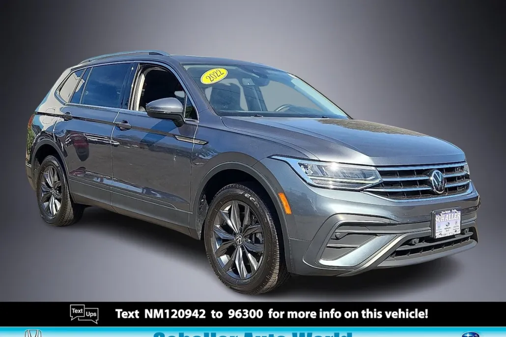 2022 Volkswagen Tiguan SE photo 1