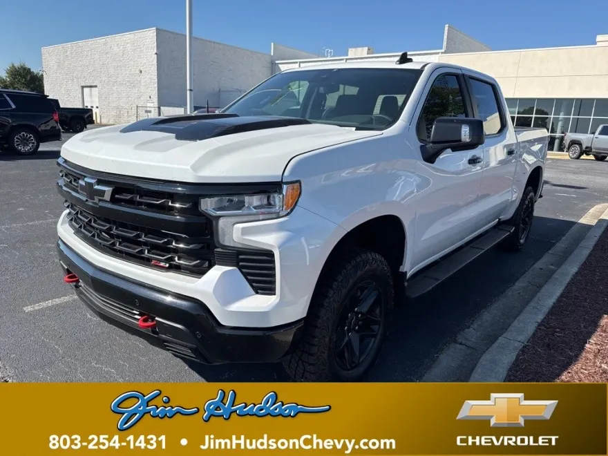 2024 Chevrolet Silverado 1500 LT Trail Boss photo 1