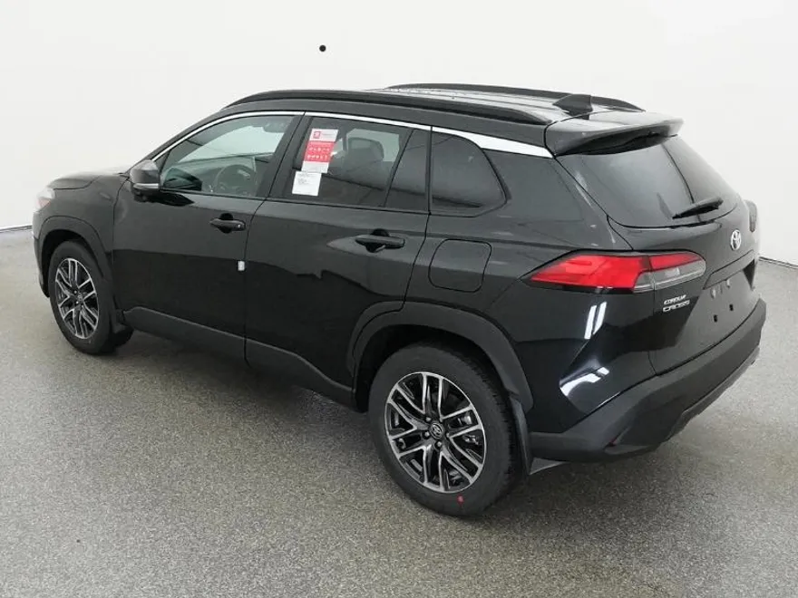 2026 Toyota Corolla Cross XLE photo 1