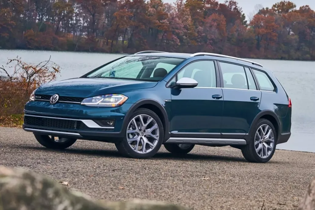 2019 Volkswagen Golf Alltrack TSI SE 4Motion photo 1