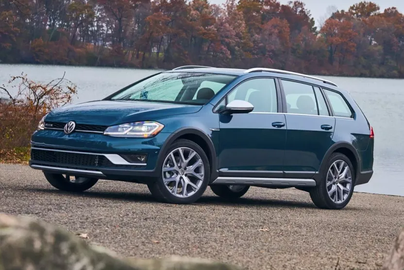 2019 Volkswagen Golf Alltrack TSI SE 4Motion photo 1