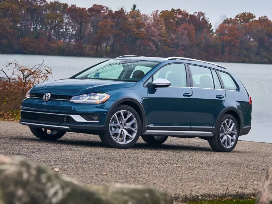 2019 Volkswagen Golf Alltrack TSI SE 4Motion photo 1