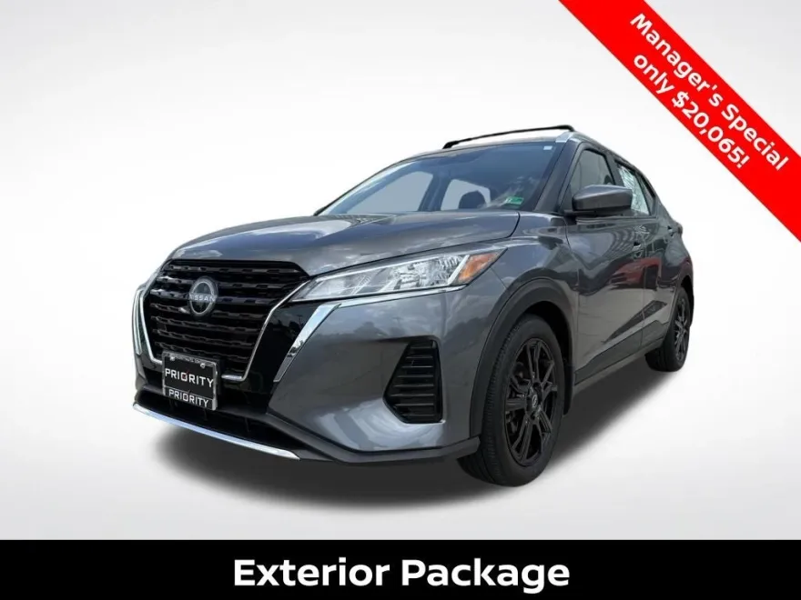 2023 Nissan Kicks SV photo 1
