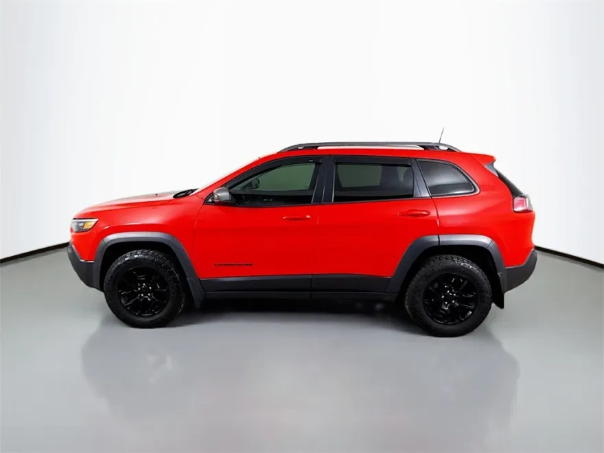 2019 Jeep Cherokee Trailhawk photo 1