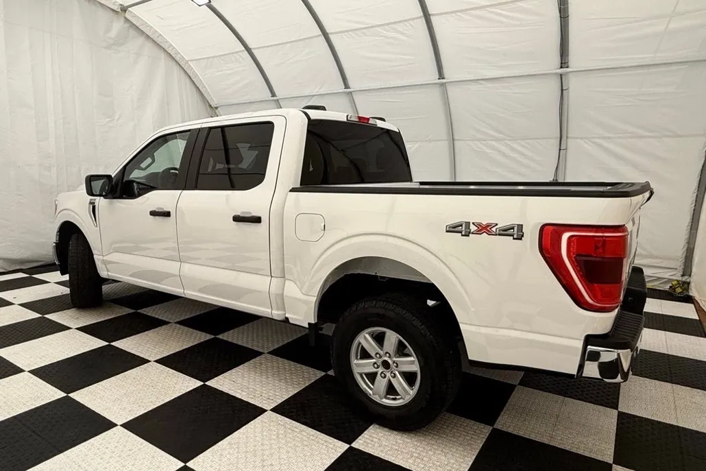 2021 Ford F-150 XLT photo 1