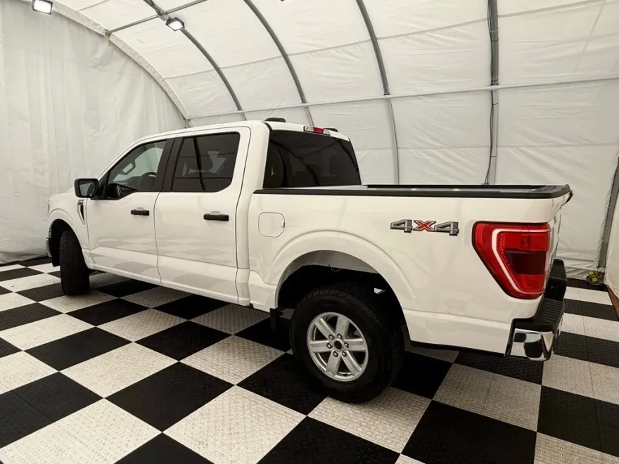 2021 Ford F-150 XLT photo 1