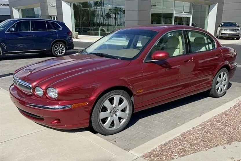 2005 Jaguar X-Type photo 1