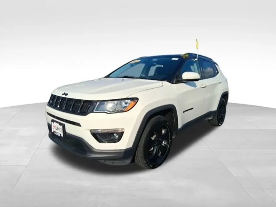 2018 Jeep Compass Latitude photo 1