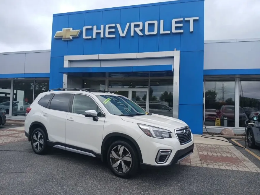 2021 Subaru Forester Touring photo 1