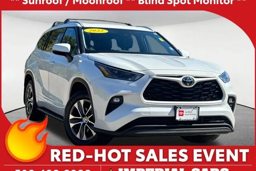 2022 Toyota Highlander XLE photo 1