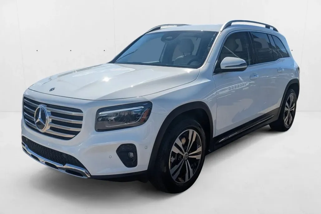 2024 Mercedes Benz GLB 4MATIC photo 1