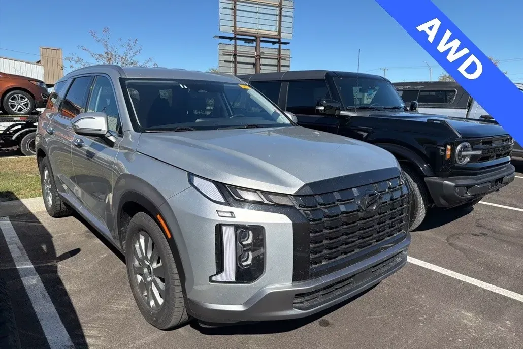 2024 Hyundai Palisade SEL photo 1