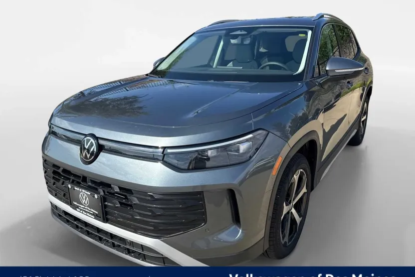 2025 Volkswagen Tiguan SE photo 1