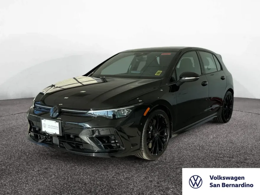 2025 Volkswagen Golf R photo 1