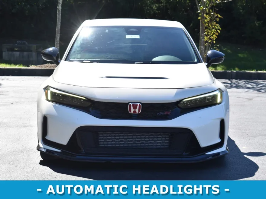 2023 Honda Civic Type R photo 1