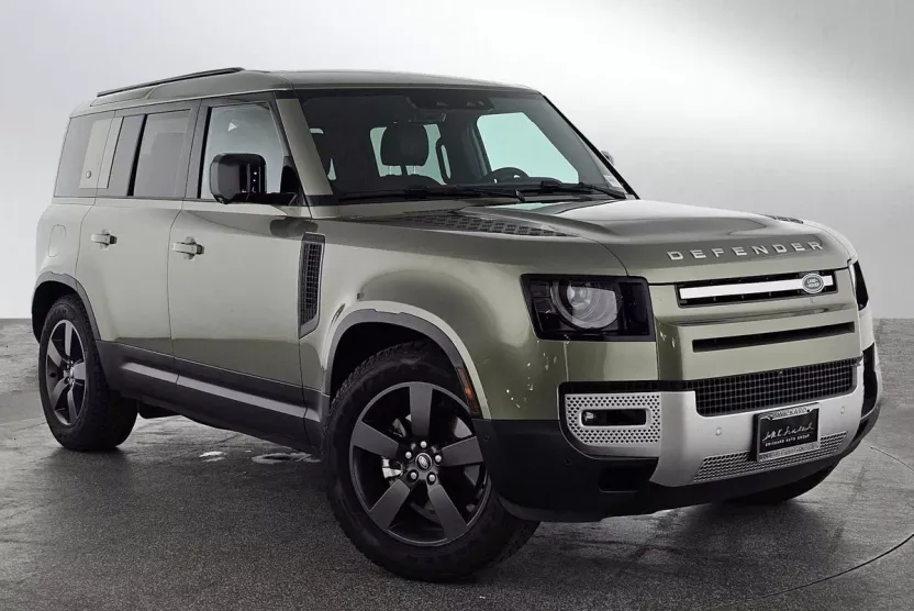 2024 Land Rover Defender S photo 1