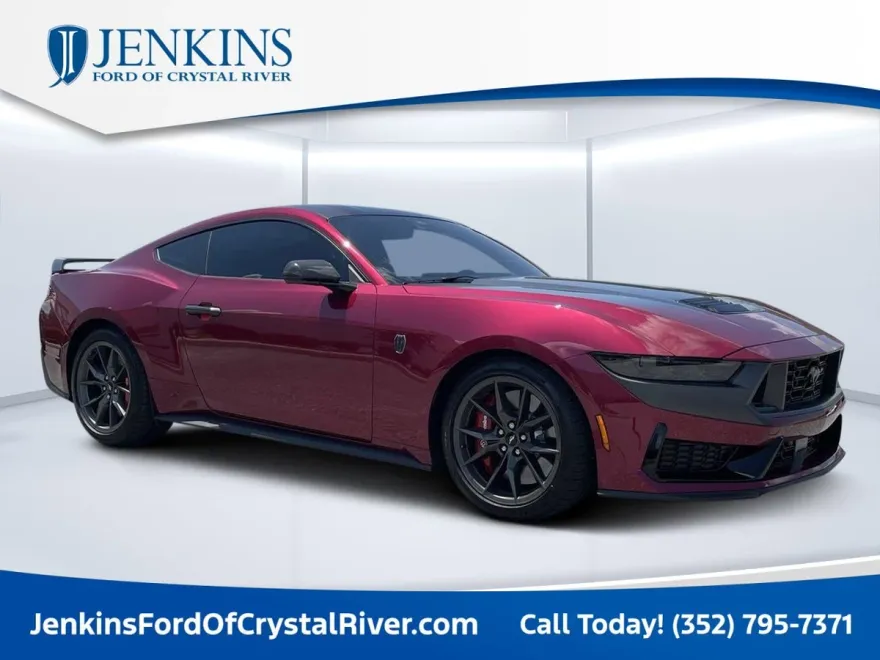 2025 Ford Mustang Dark Horse photo 1