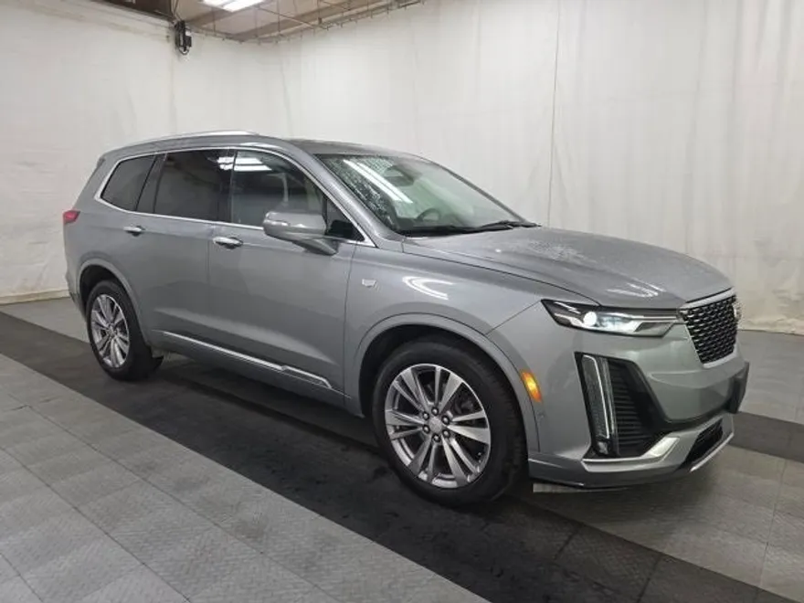 2024 Cadillac XT6 Premium Luxury photo 1