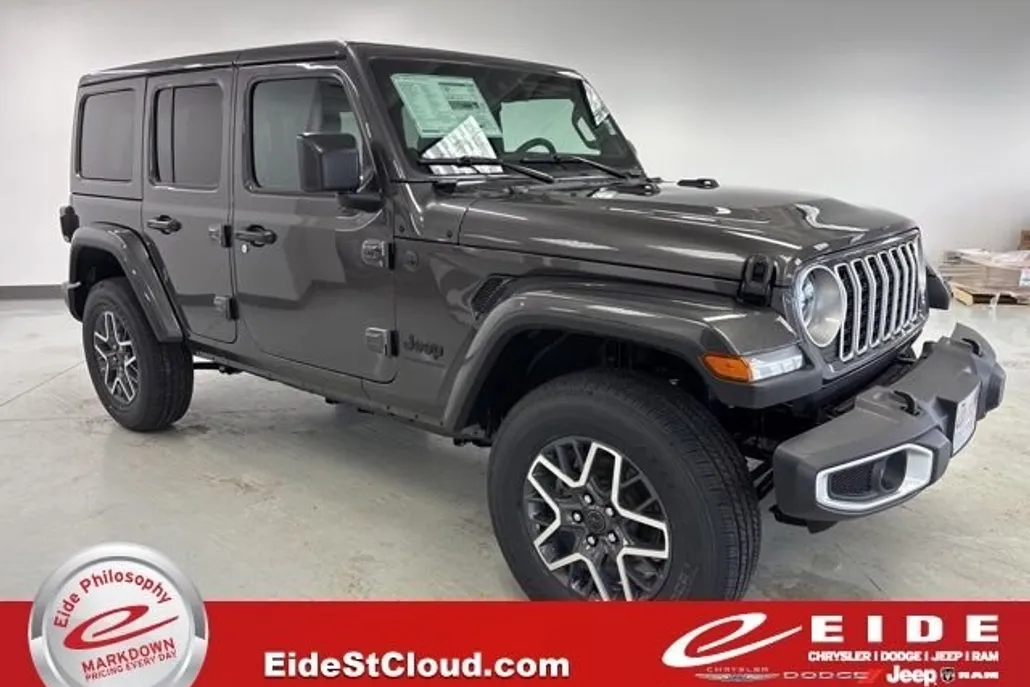2025 Jeep Wrangler Sahara photo 1