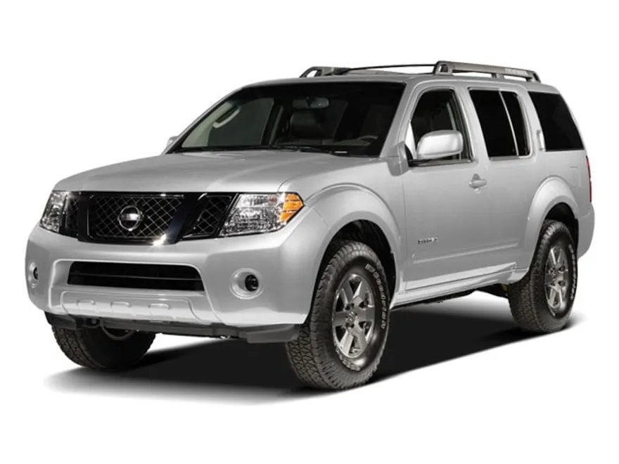 2009 Nissan Pathfinder SE photo 1