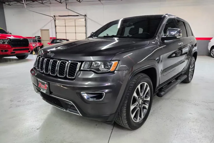 2018 Jeep Grand Cherokee Limited photo 1