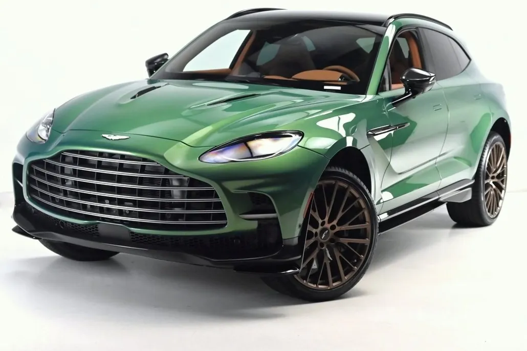 2025 Aston Martin DBX AM8 DBX707 photo 1