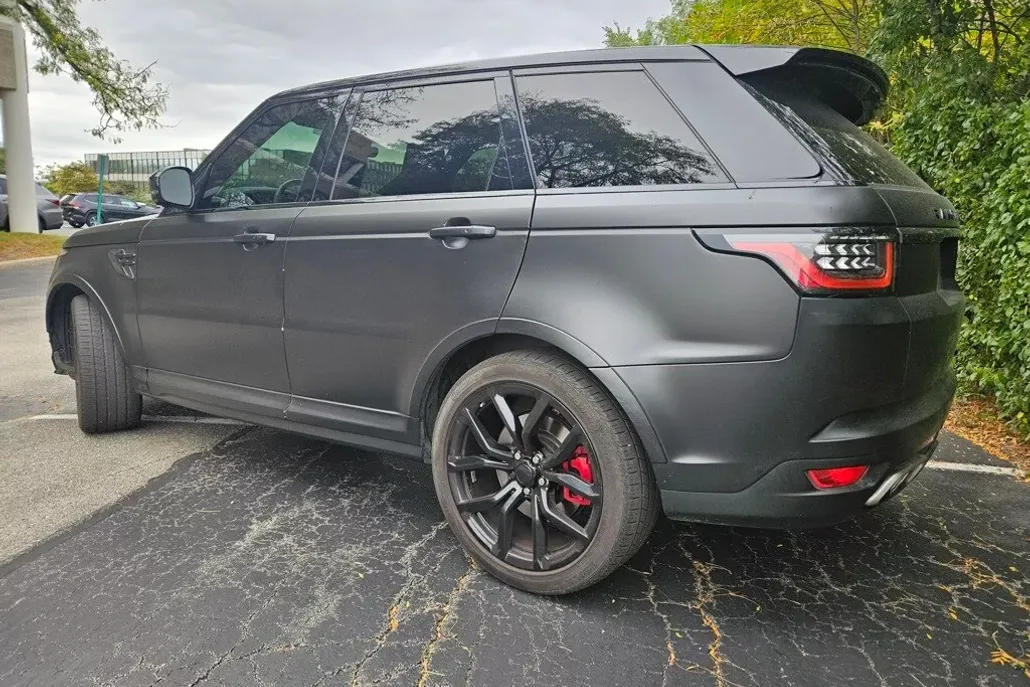 2020 Land Rover Range Rover Sport SVR photo 1