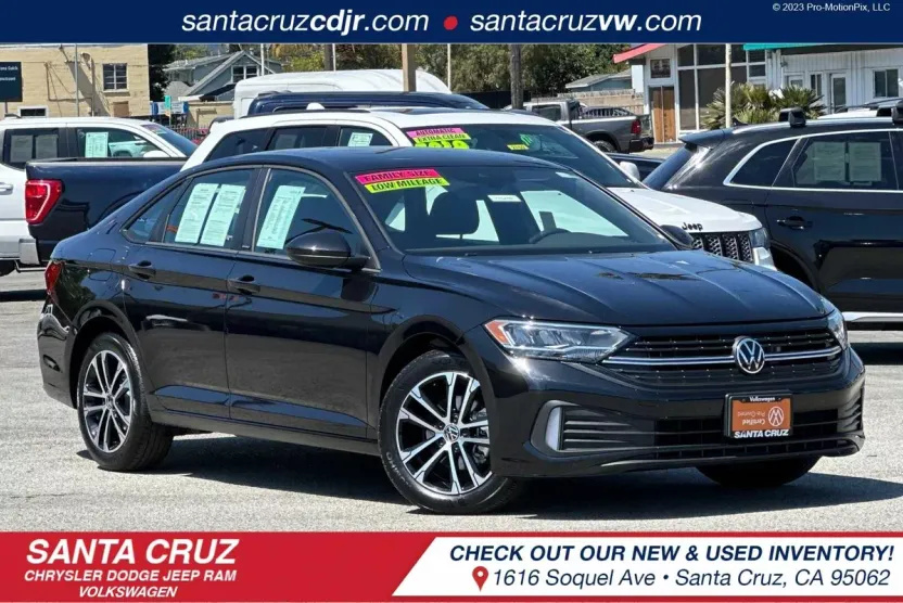 2024 Volkswagen Jetta 1.5T Sport photo 1