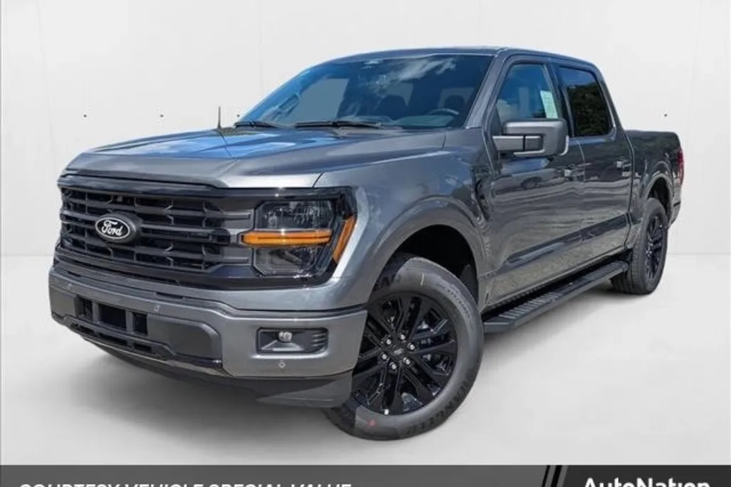 2025 Ford F-150 XLT photo 1