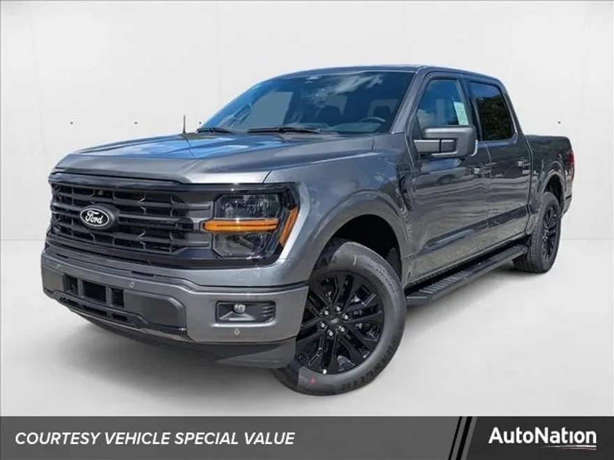 2025 Ford F-150 XLT photo 1
