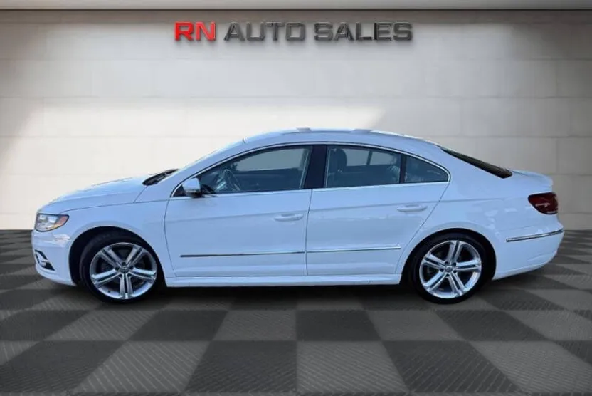 2013 Volkswagen CC R-Line photo 1
