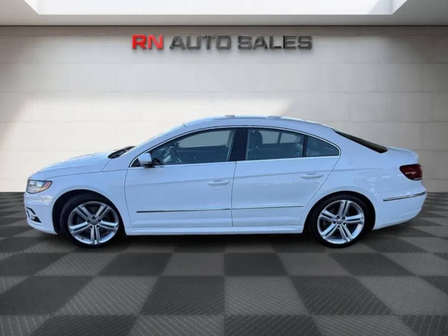 2013 Volkswagen CC R-Line photo 1