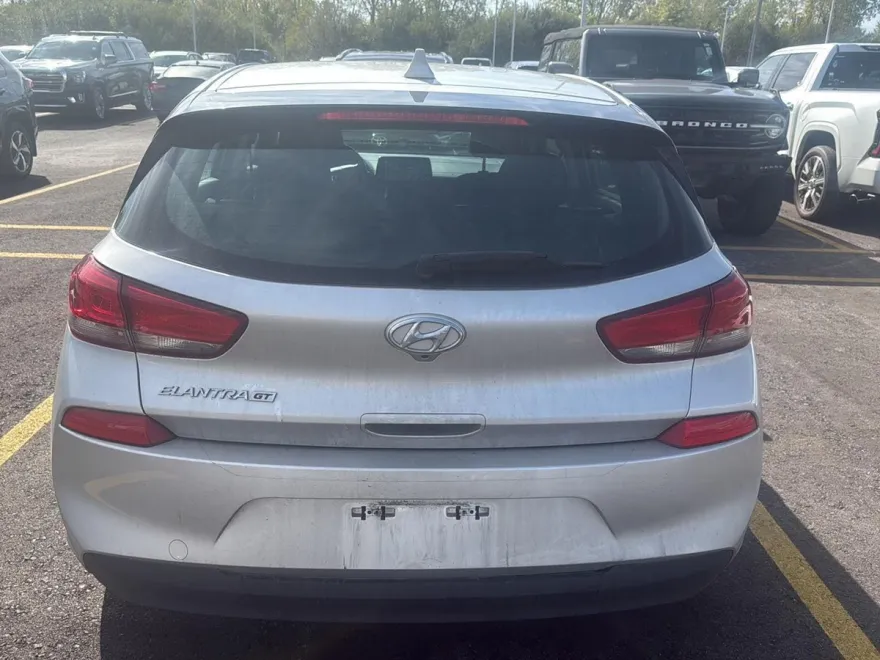 2018 Hyundai Elantra GT photo 1