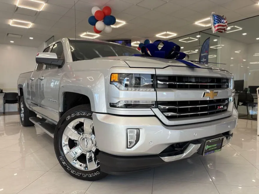 2016 Chevrolet Silverado 1500 LTZ Z71 photo 1