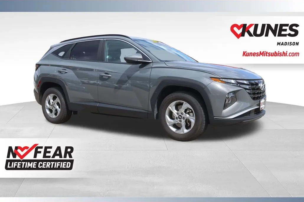 2024 Hyundai Tucson SEL photo 1