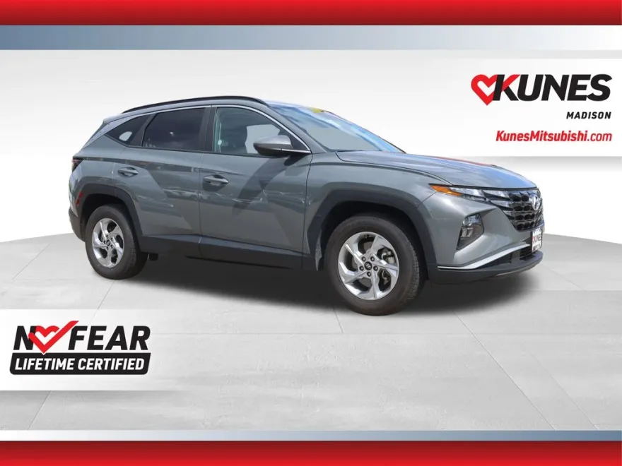 2024 Hyundai Tucson SEL photo 1