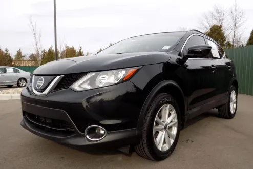 2019 Nissan Rogue Sport SV photo 3