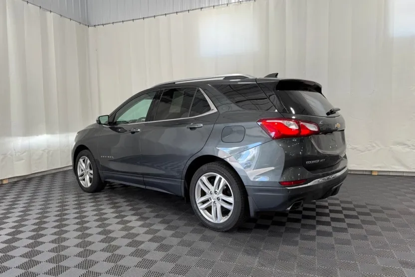 2020 Chevrolet Equinox Premier photo 1
