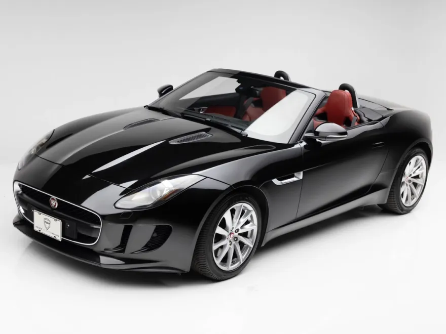 2015 Jaguar F-TYPE photo 1