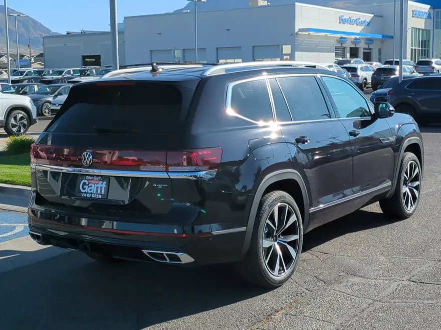 2026 Volkswagen Atlas SEL Premium R-Line photo 1
