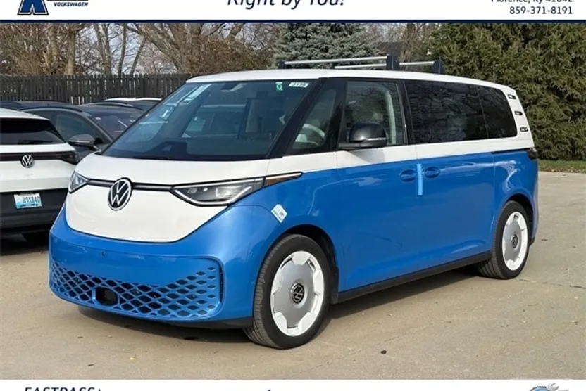 2025 Volkswagen ID. Buzz photo 1