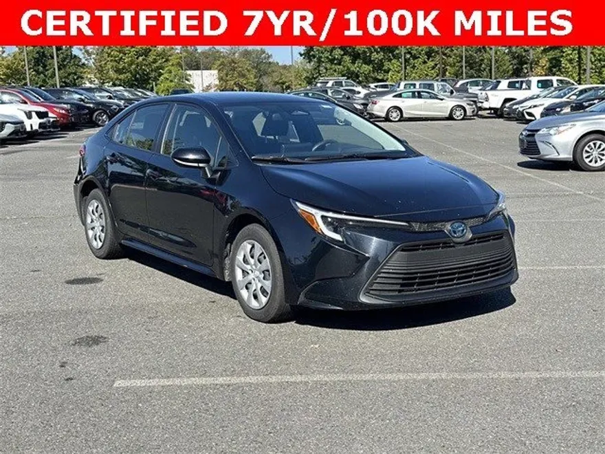 2024 Toyota Corolla Hybrid LE photo 1