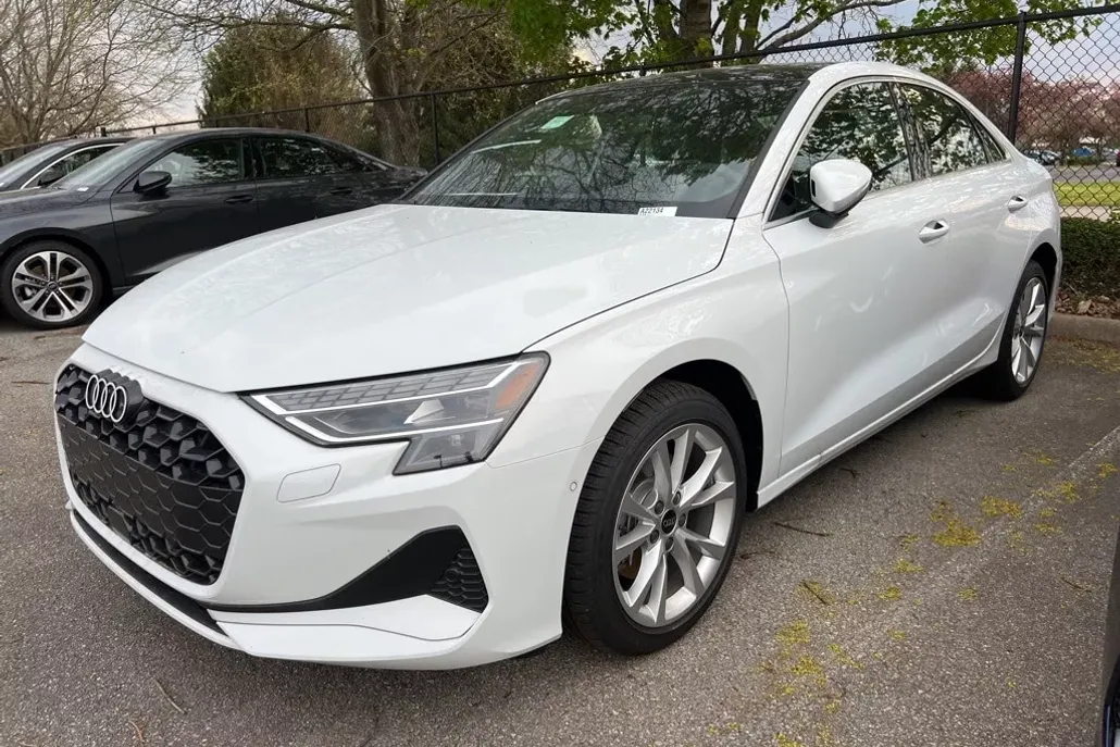 2025 Audi A3 2.0T Premium Plus photo 1