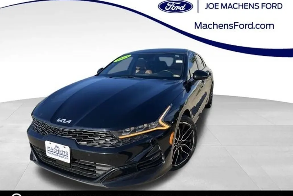 2024 Kia K5 GT photo 1