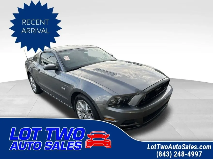 2013 Ford Mustang GT Premium photo 1