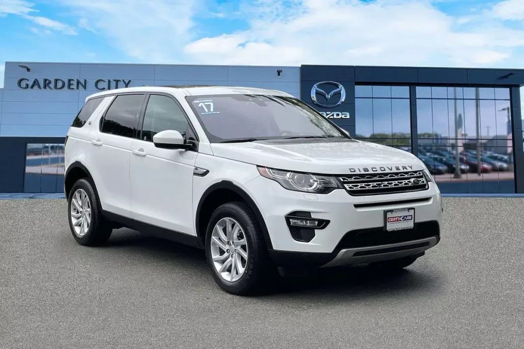 2017 Land Rover Discovery Sport HSE photo 1