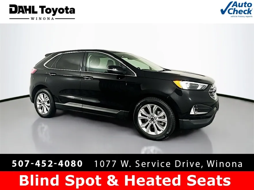 2024 Ford Edge Titanium photo 1