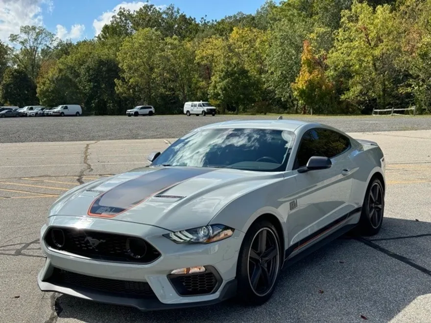 2023 Ford Mustang Mach 1 photo 1