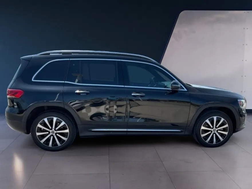 2021 Mercedes Benz GLB 250 photo 1